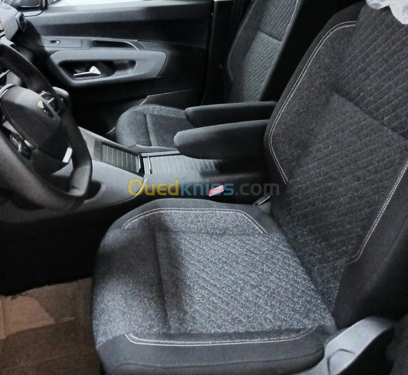 Peugeot Rifter 2026 Allure 12