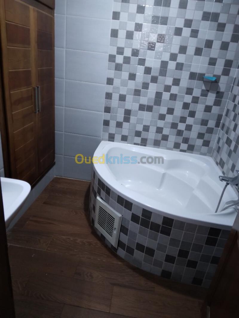 Location Appartement F4 Alger El achour 3