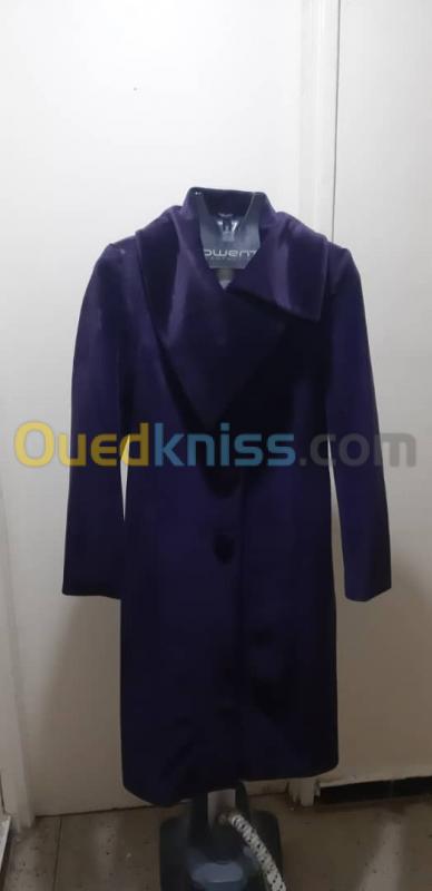 manteau couleur aubergine