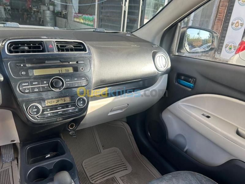 Mitsubishi Mirage 2015 Mirage 12