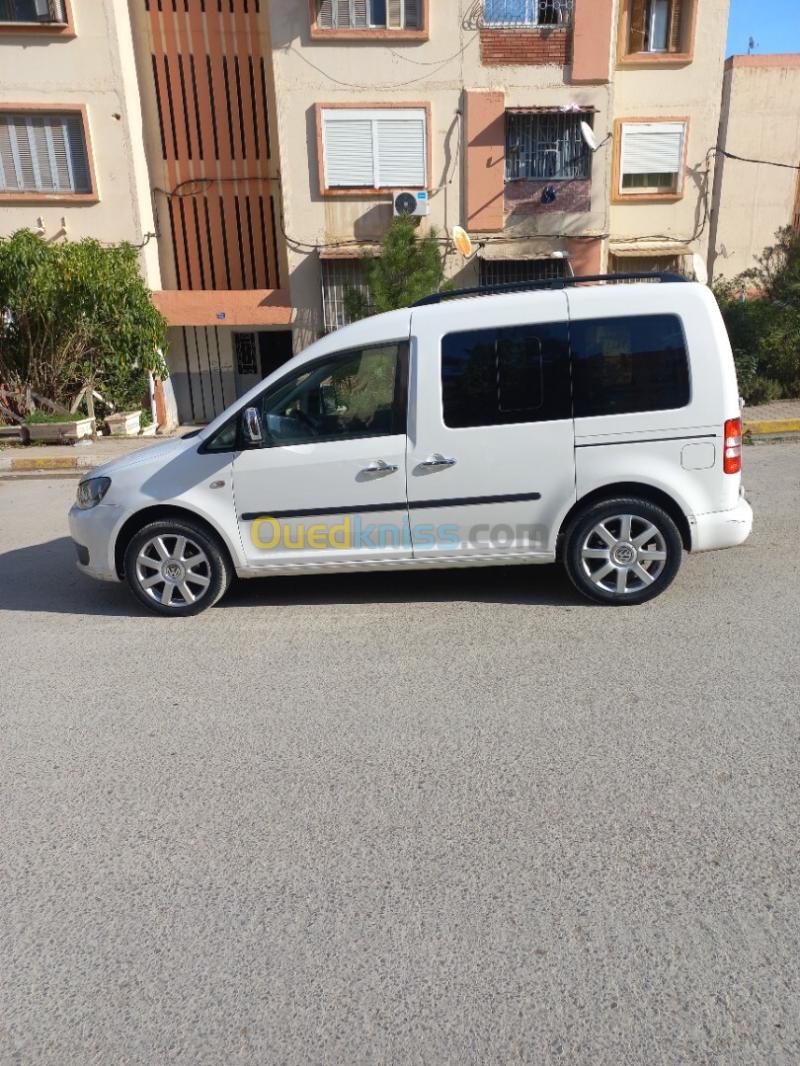 Volkswagen Caddy 2011  12