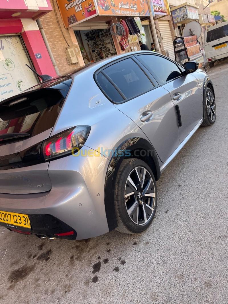 Peugeot 208 gt 2023  3
