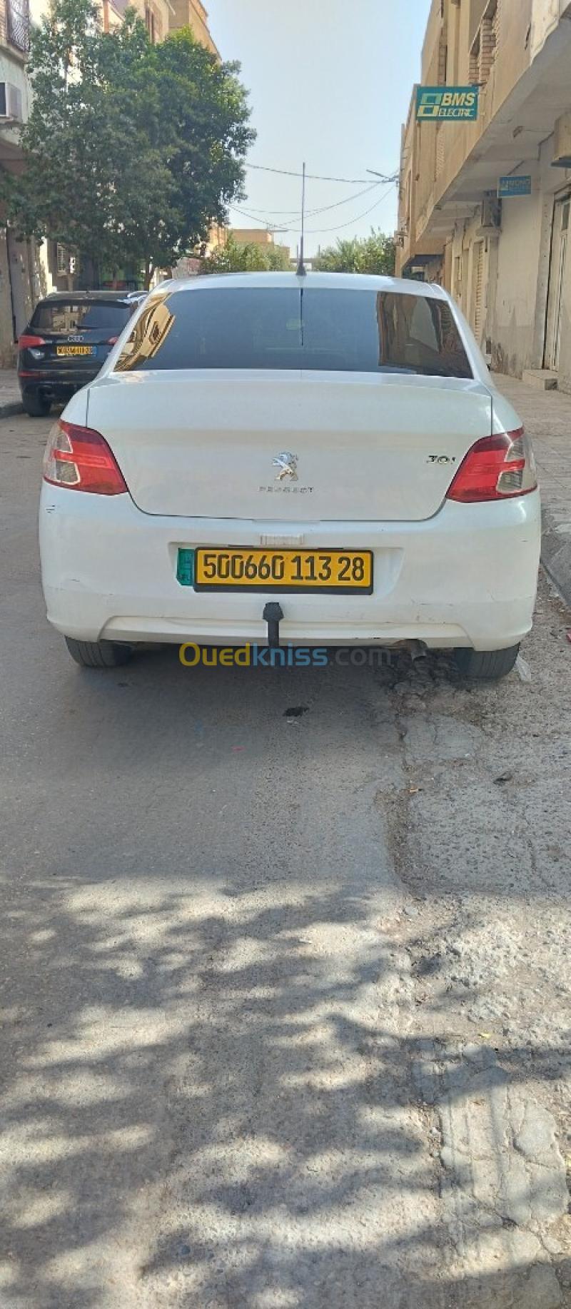 Peugeot 301 2013 Allure 2