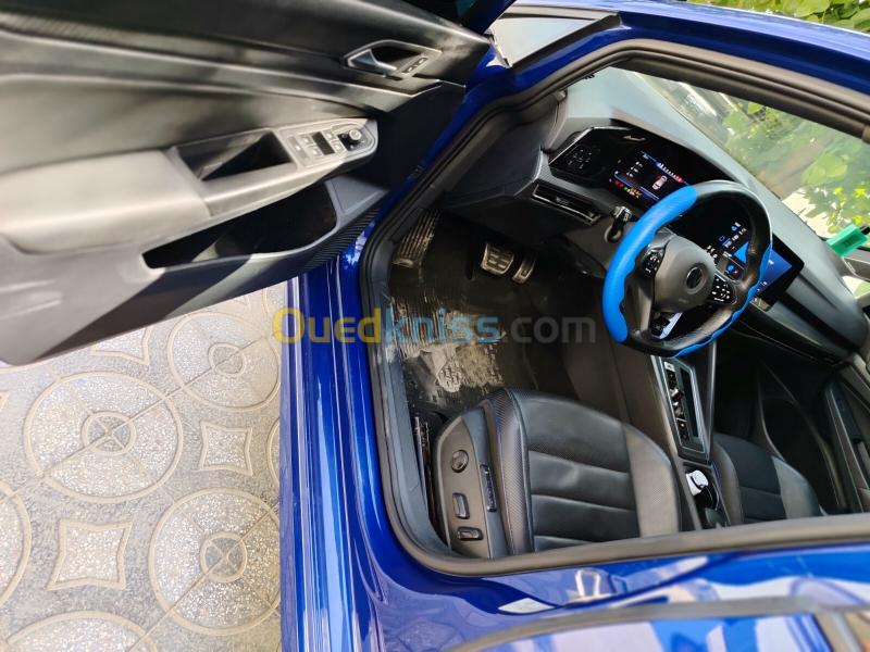 Volkswagen Golf 8 2022 R 20 Years Edition 6