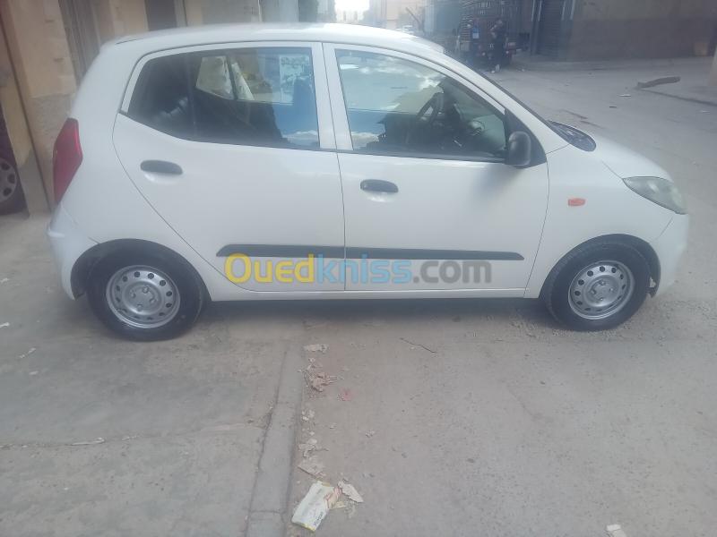 Hyundai i10 Plus 2015 GL Clim 6