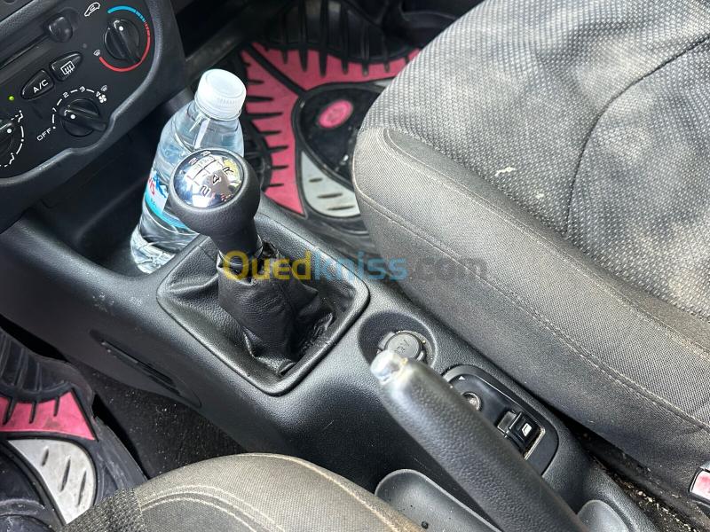 Peugeot 206 Plus 2012 206 Plus 15