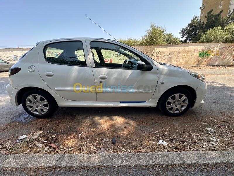 Peugeot 206 Plus 2012 206 Plus 11