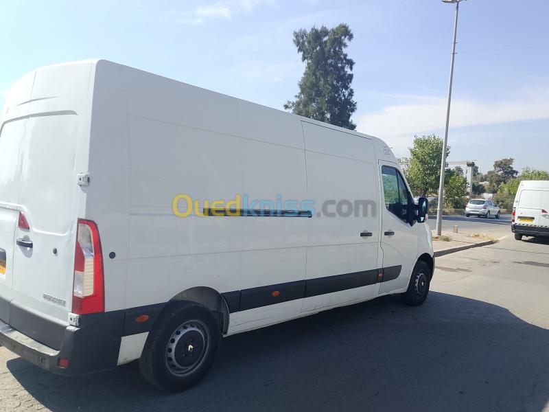 Renault Master 2012