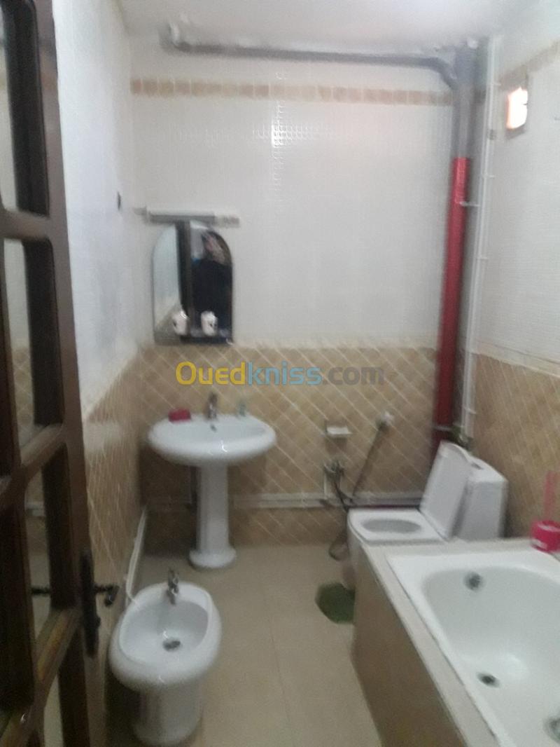 Location vacances Appartement Niveau de villa F3 Oran Ain el turck 2