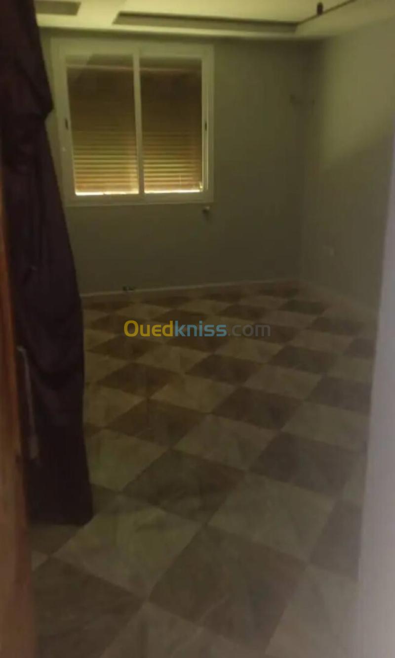 Location Appartement Niveau de villa F3 Alger Ouled chebel