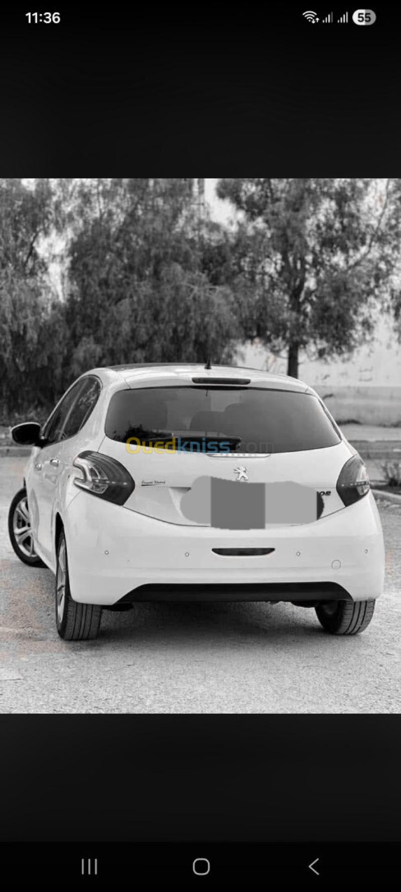 Peugeot 208 2015 208