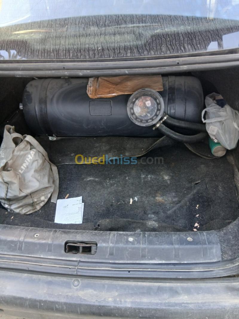 Peugeot 206 Sedan 2008 206 Sedan 9