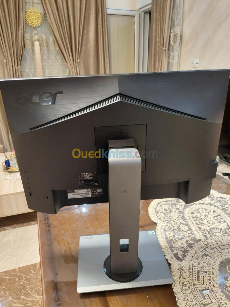 Ecran Acer 4