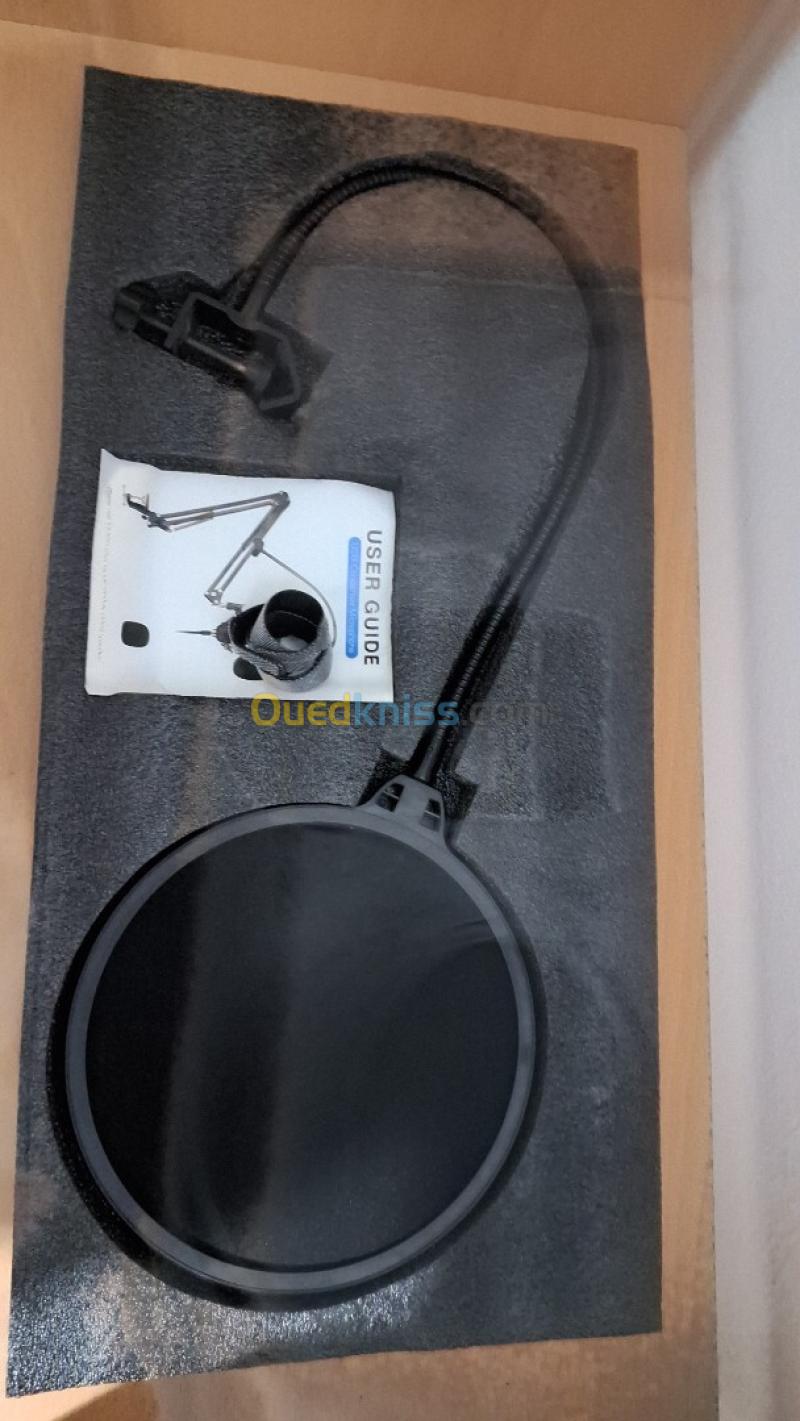 microphone et carte son (ou vendus séparément) 10