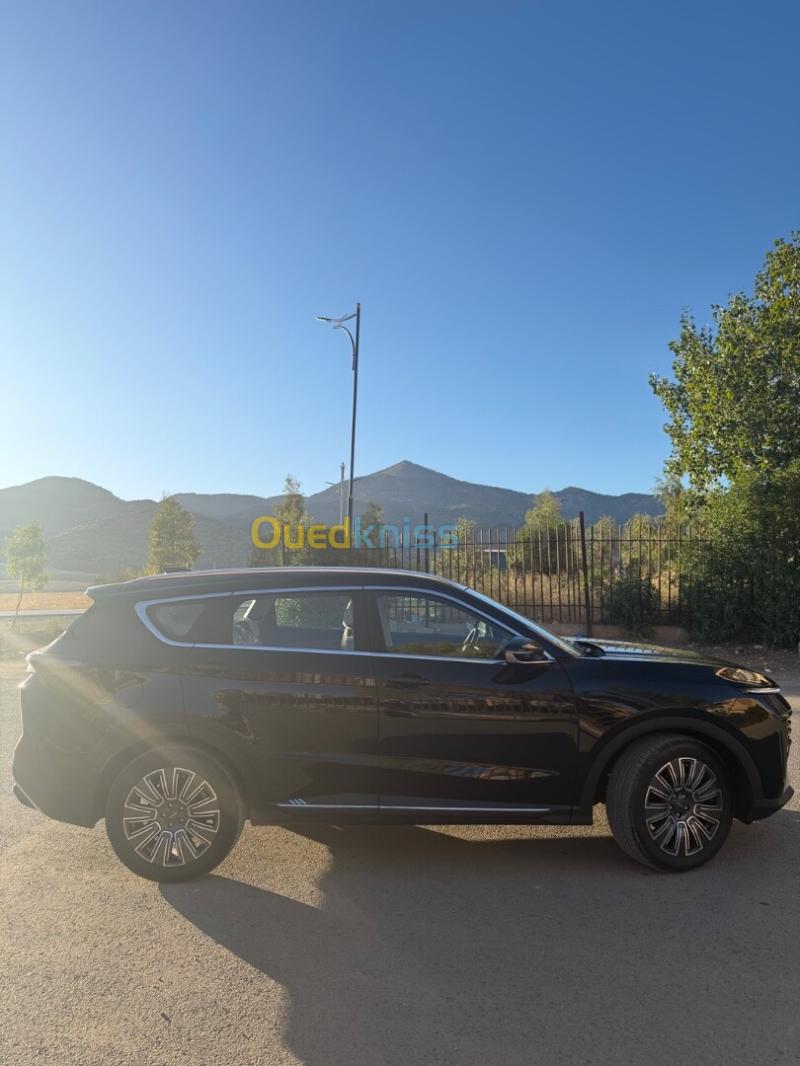 Jetour  X70 PLUS 2026 Luxury Edition 7 places  4