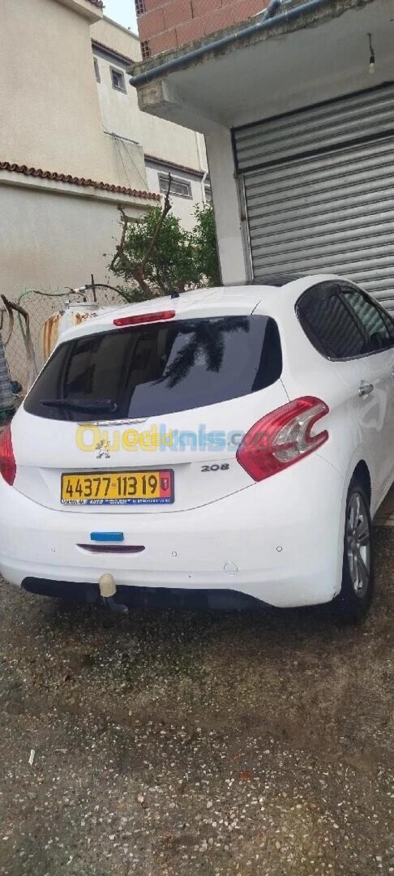 Peugeot 208 2013 Allure 5