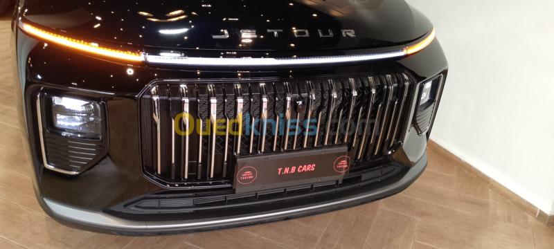 Jetour  X70 PLUS 2026 Luxury Edition 7 places  3