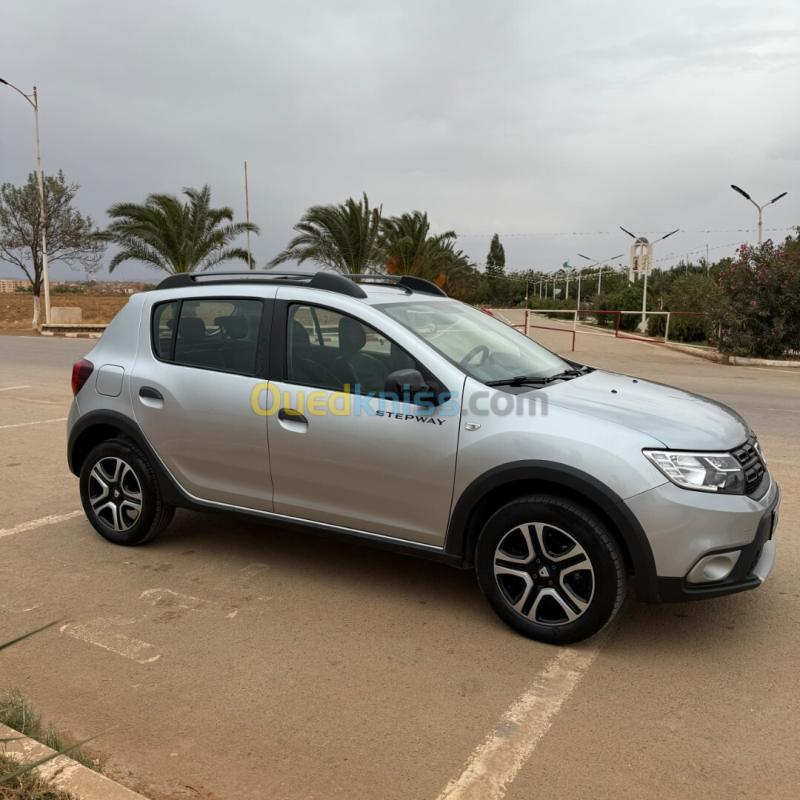 Dacia Sandero 2023 Stepway Expression plus 5