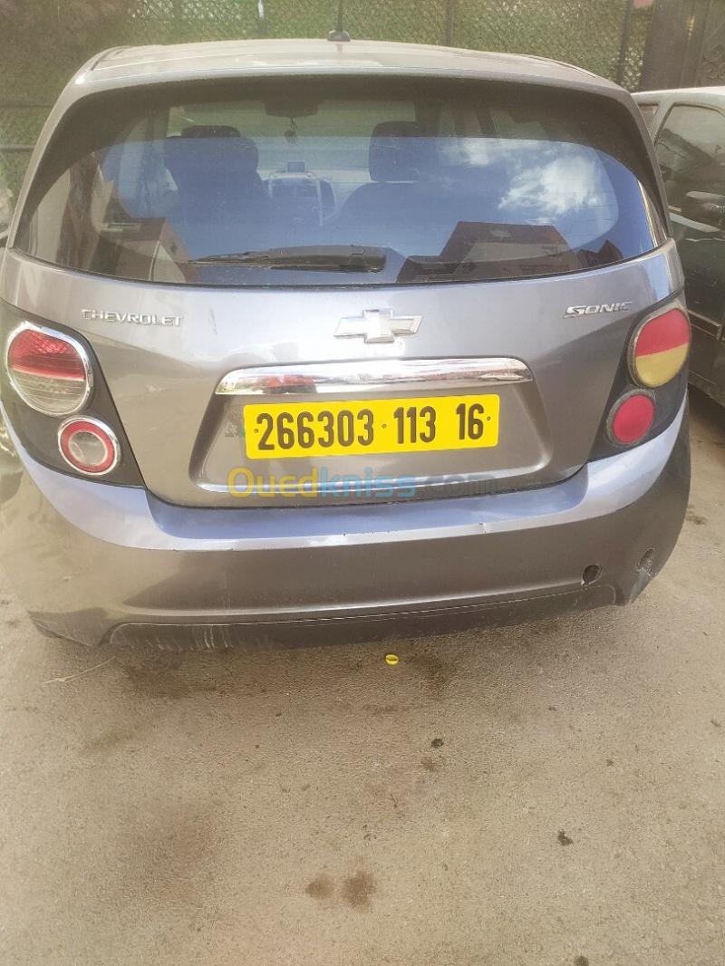 Chevrolet Sonic Hatchback 2013  11