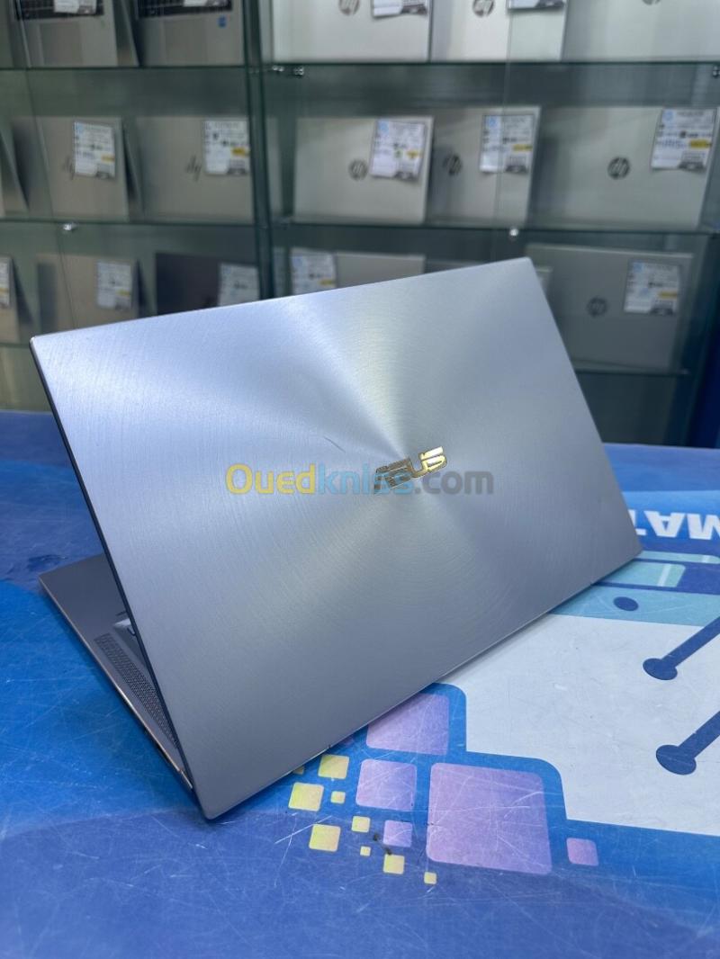 ASUS ZENBOOK 14 CORE : RYZEN 7 3700U DISC :  256 GB  (SSD)  RAM : 08 GB 3