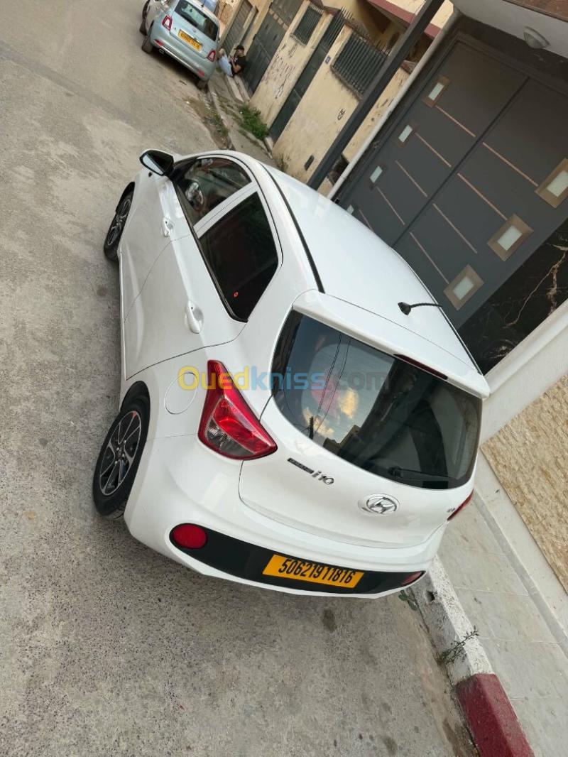 Hyundai Grand i10 2018  3