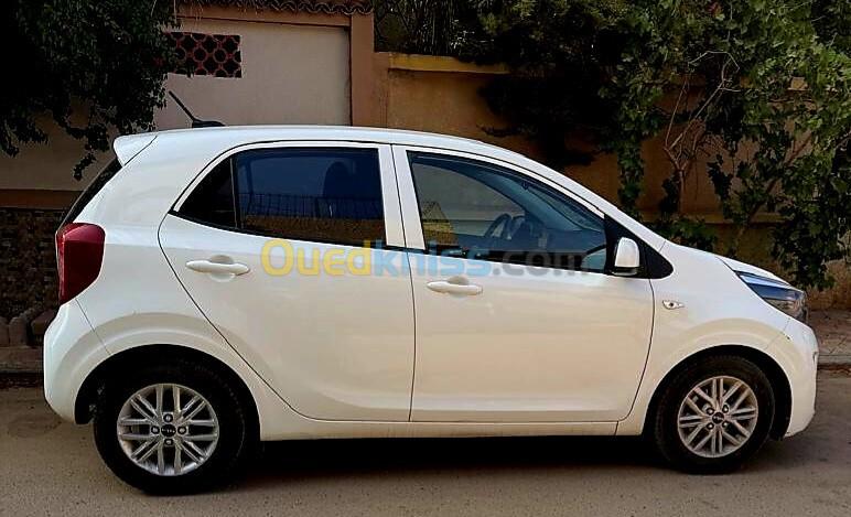Kia Picanto 2022 EX 3