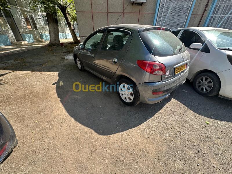 Peugeot 206 Plus 2012 206 Plus