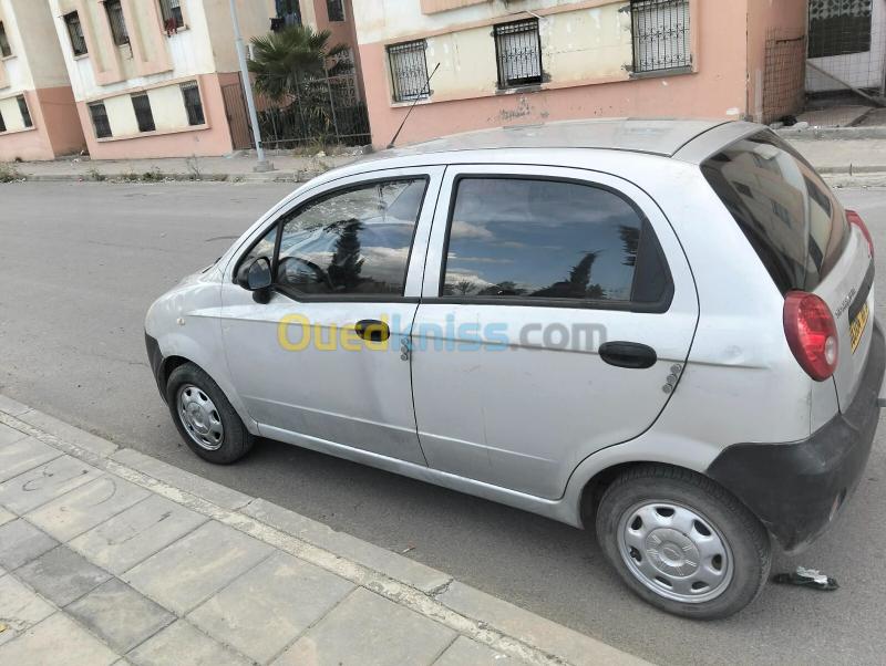 Chevrolet Spark 2011 Lite Base 5