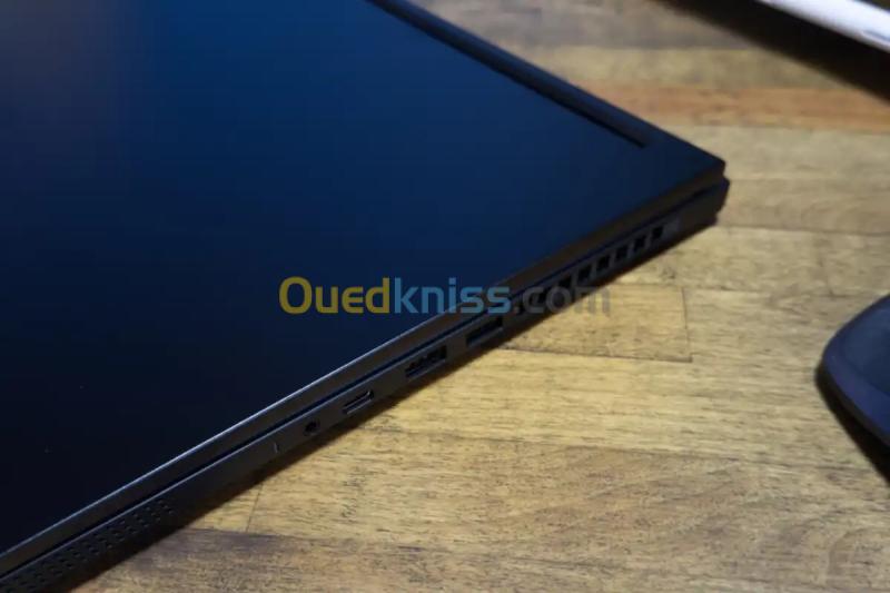 MSI Stealth A16 AI+ A3HVGG  RYZEN AI 9 365 /RTX 4070 /RAM 32 GB /SSD 1 TB /ECRAN 16" - MINI LED 7