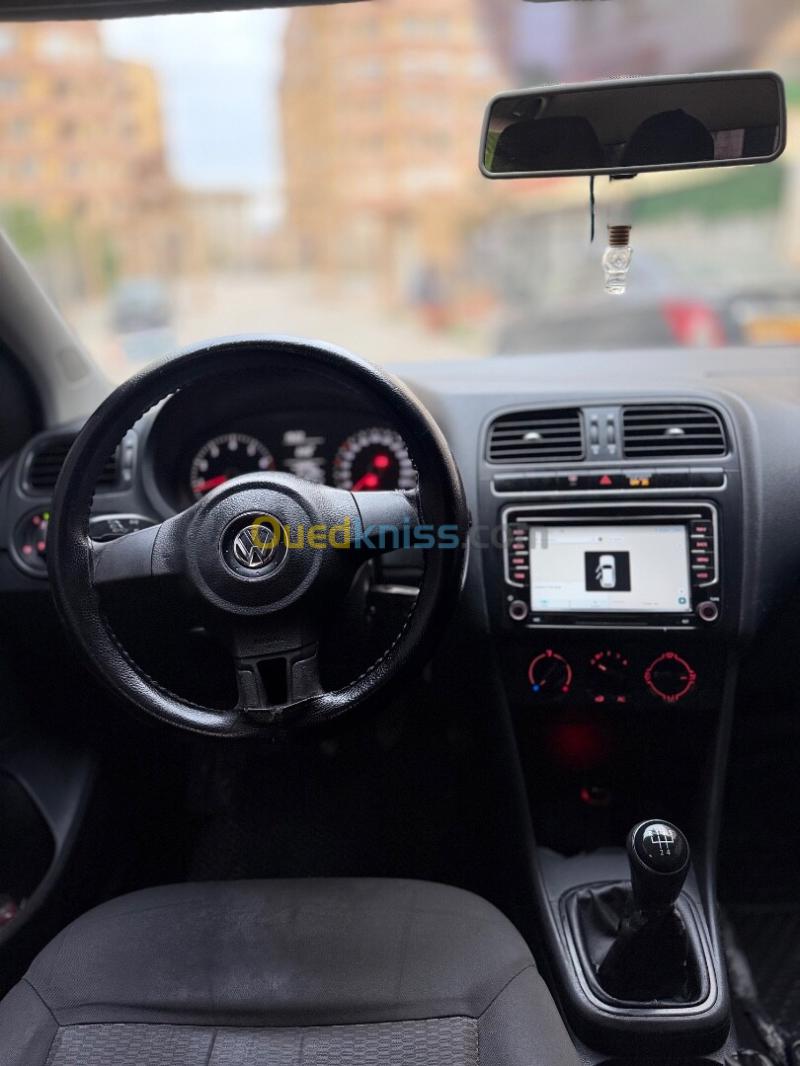 Volkswagen Polo 2013 TrendLine 6