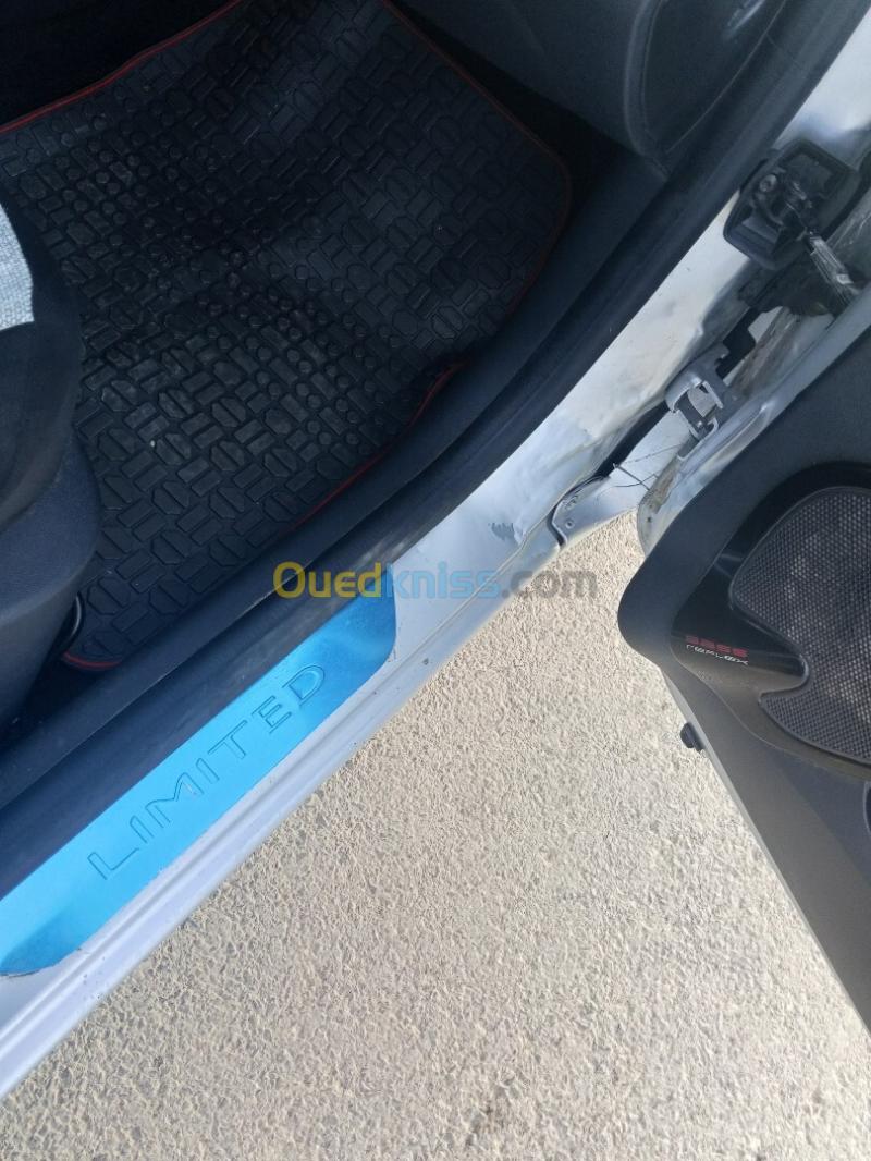 Renault Clio 4 2019 Limited 2 5