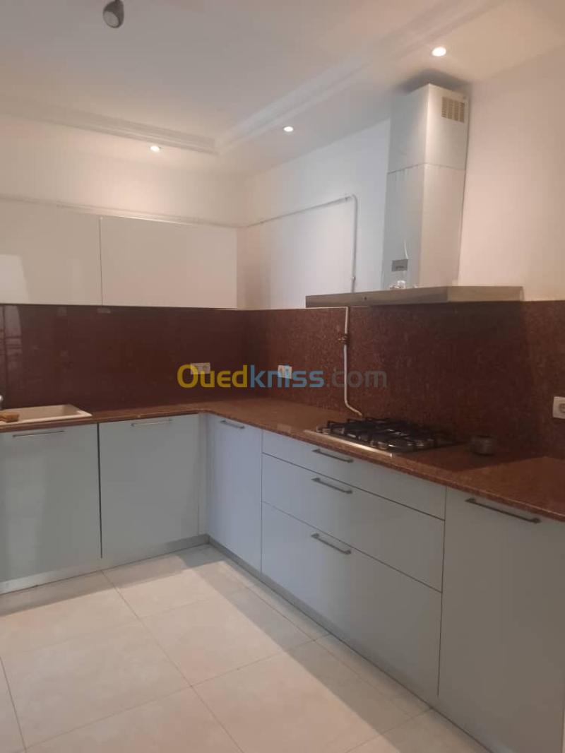 Location Appartement F5 Alger Cheraga 10