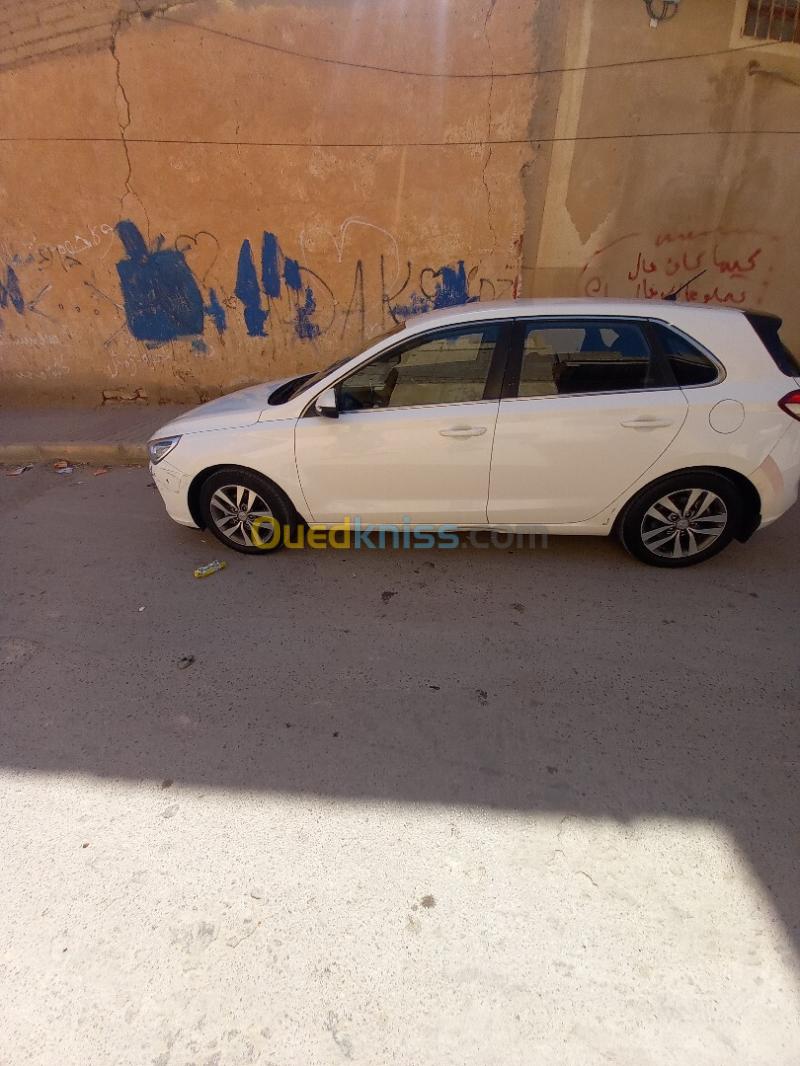 Hyundai i30 2019 i30 14