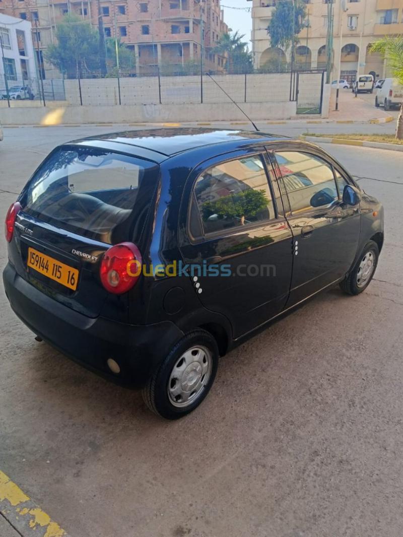 Chevrolet Spark 2015 Lite Base 2