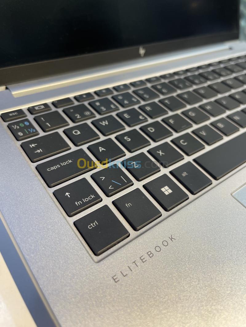 Hp EliteBook 840 G10 i5 13th 16GB DDR5 256SSD
