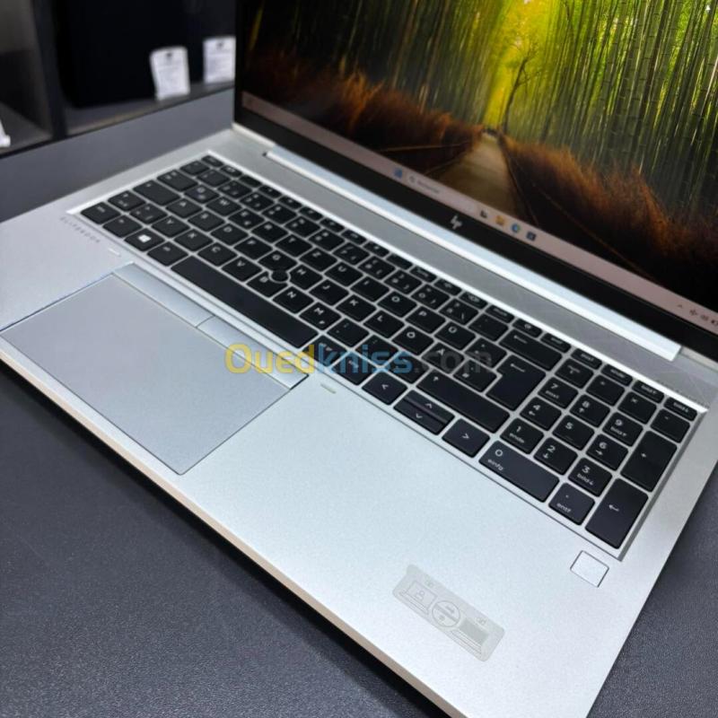 HP ELITEBOOK 855 G7 AMD RYZEN 3 PRO 4450U 2.50GHz up to 3.70GHz 16Go DDR4 256Go SSD NVME AMD RADEON GRAPHICS 15.6 INCH FHD 6