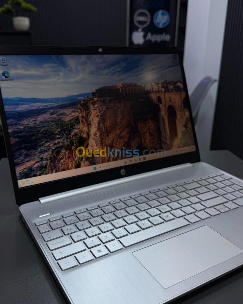 HP LAPTOP 15 S i5 1235U 12 EME 8GB 512GB INTEL IRIS XE GRAPHICS ECRAN 15.6 POUC 2