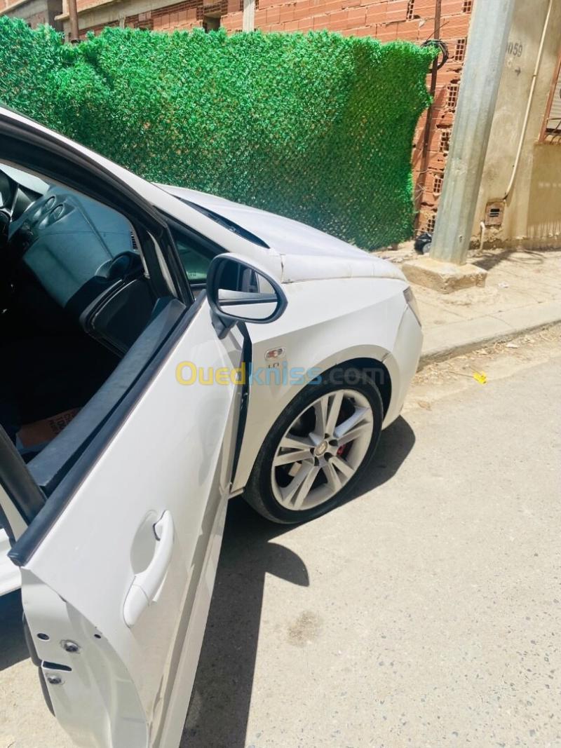 Seat Ibiza 2011  5