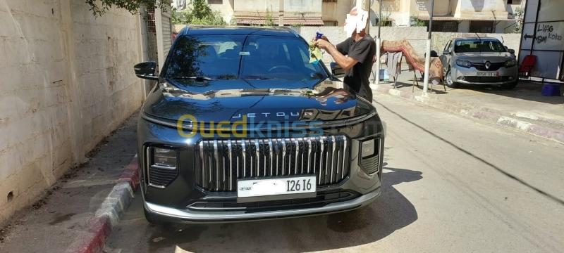 Jetour  X70 PLUS 2026 Luxury plus  2