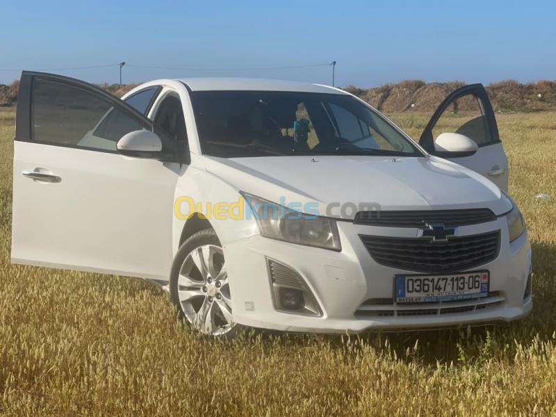 Chevrolet Cruze 2013 Cruze 3