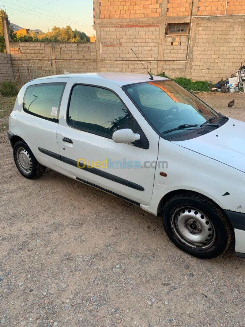 Renault Clio 2 1999  2