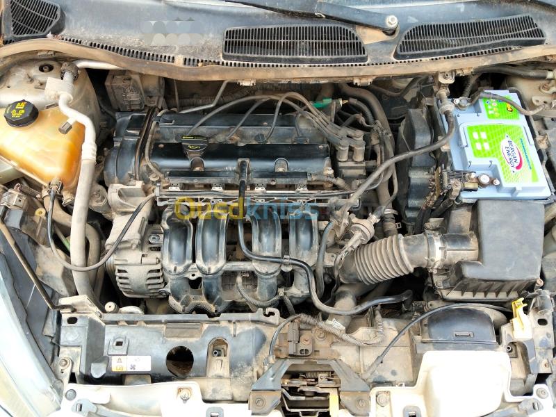 Ford Fiesta 2013 Fiesta 4