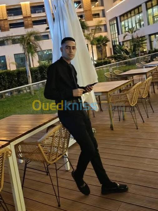 مجال المطاعم والضيافة أبحث عن فرصة عمل في مطعم 3