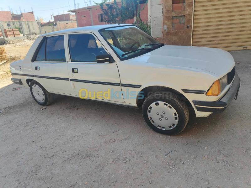 Peugeot 305 1985 305 7