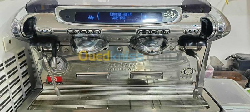 Machine à café expresso professionnelle faema excellent état 4