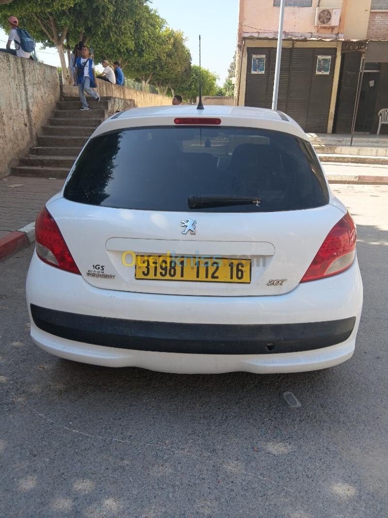 Peugeot 207 2012 207 4