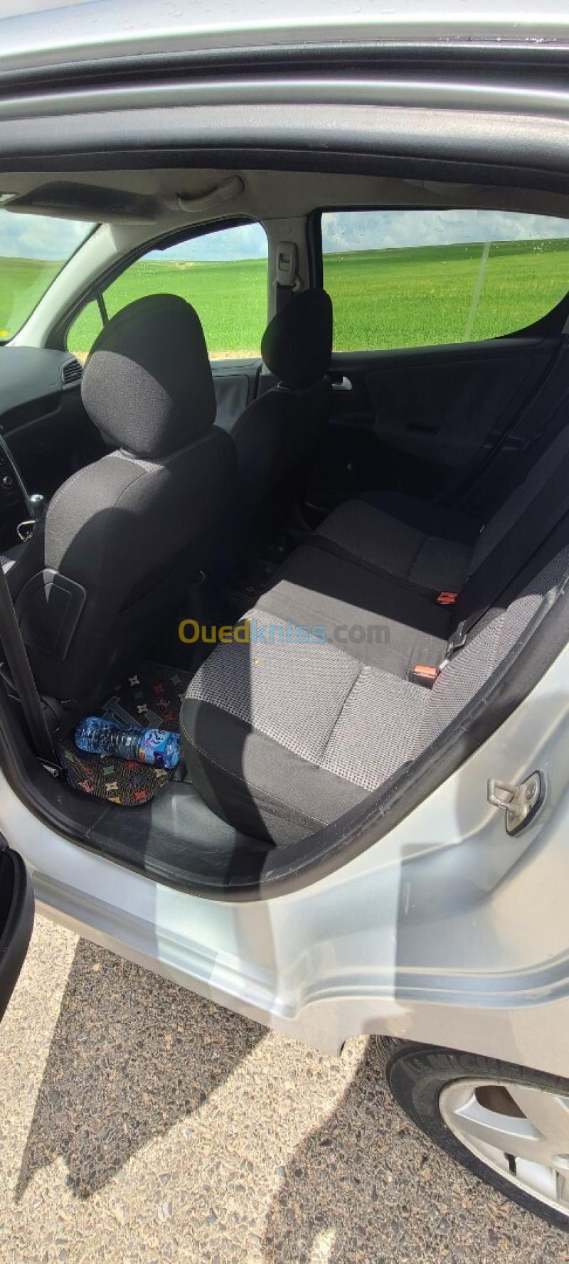 Peugeot 207 2011 Active 7