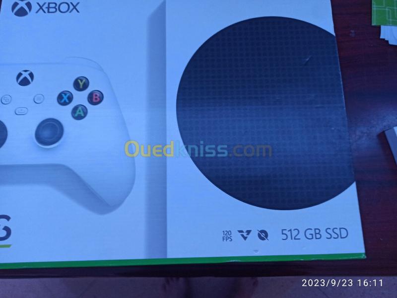  Xbox Series S نضيف ومعاه 4 العاب مشريين من Microsoft store 