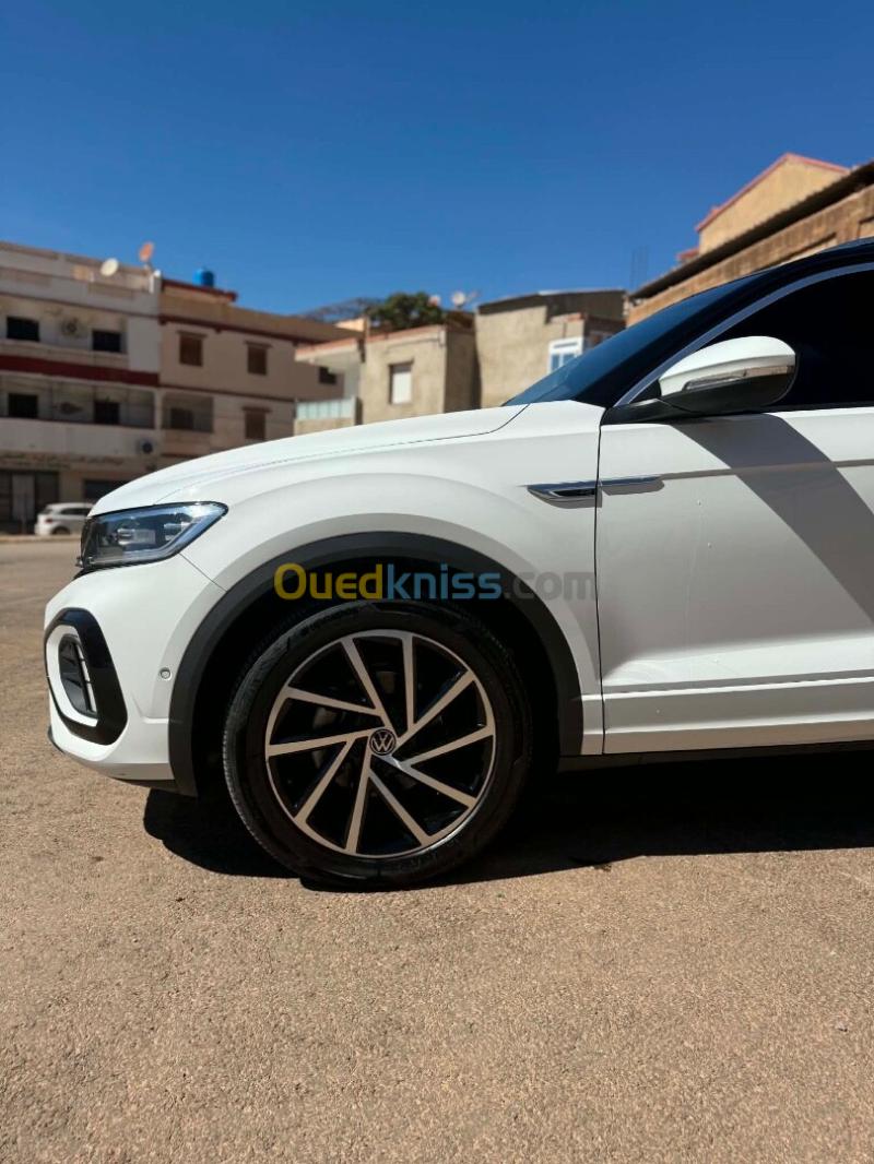 Volkswagen T-Roc 2025 R line 4