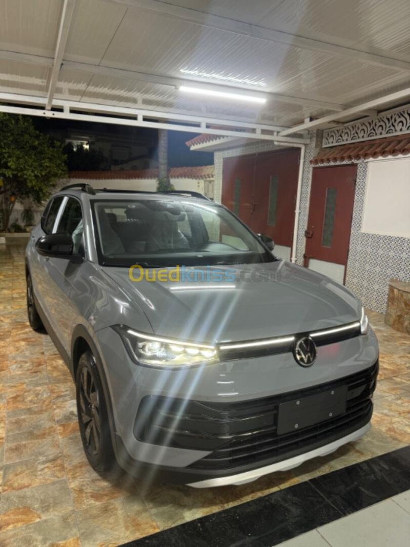 Volkswagen Tharu XR  2026 Toute Options